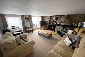 Living Room- click for photo gallery